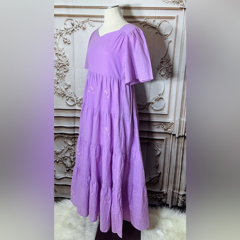 Women’s Lavender Tiered Maxi Dress - Picture 6 of 9